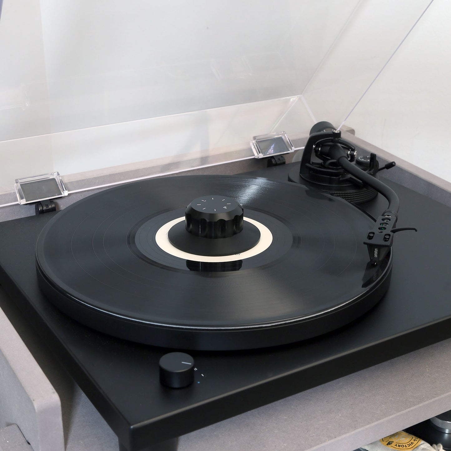 Line Phono: Dubby Record Clamp & Disc Stabilizer