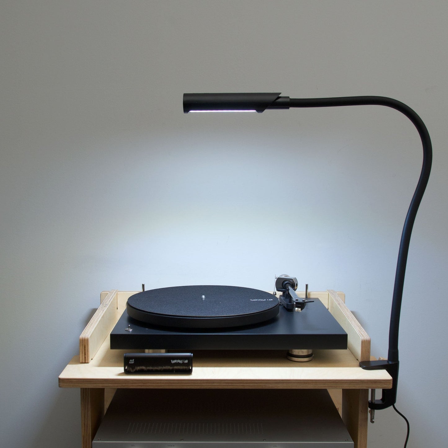 Reliable Corp.: UberLight Flex Clamp LED Turntable Lamp